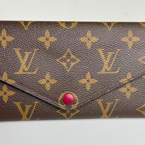 Louis Vuitton Monogram Canvas Wallet with Red Button Closure - Picture 6 of 8
